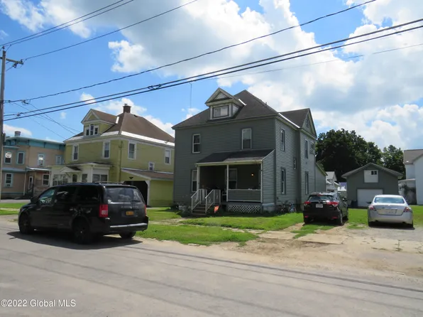 16 E Faville Avenue, Dolgeville, NY 13329