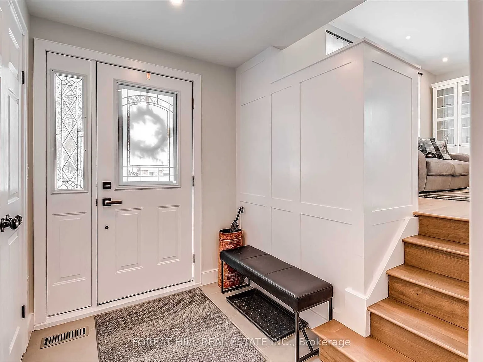 4 bed, $3,750 — Photo 2