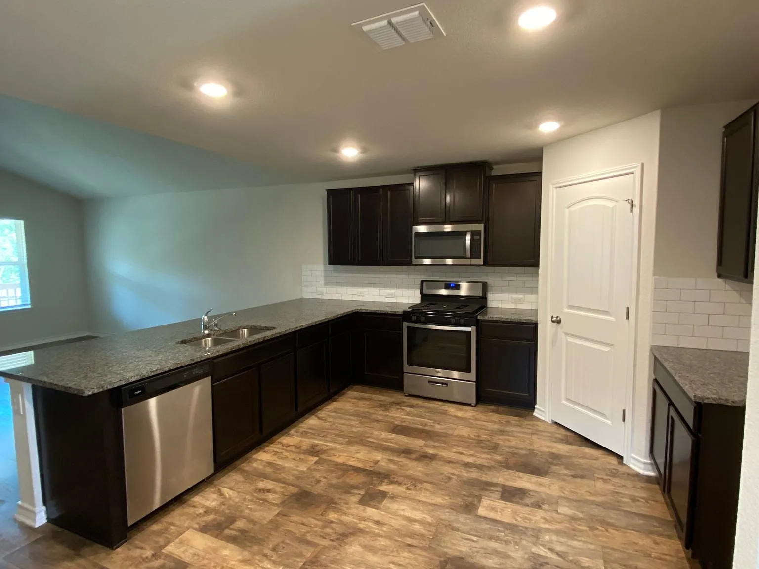 12920 Colwell Lk — Photo 4