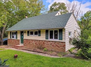 1 Lake Shore Dr, Netcong, NJ 07857