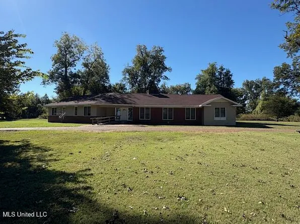 345 Simmons Rd, Lyon, MS 38645