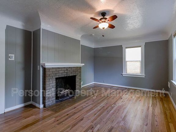 2nd image of 807 W 21st St