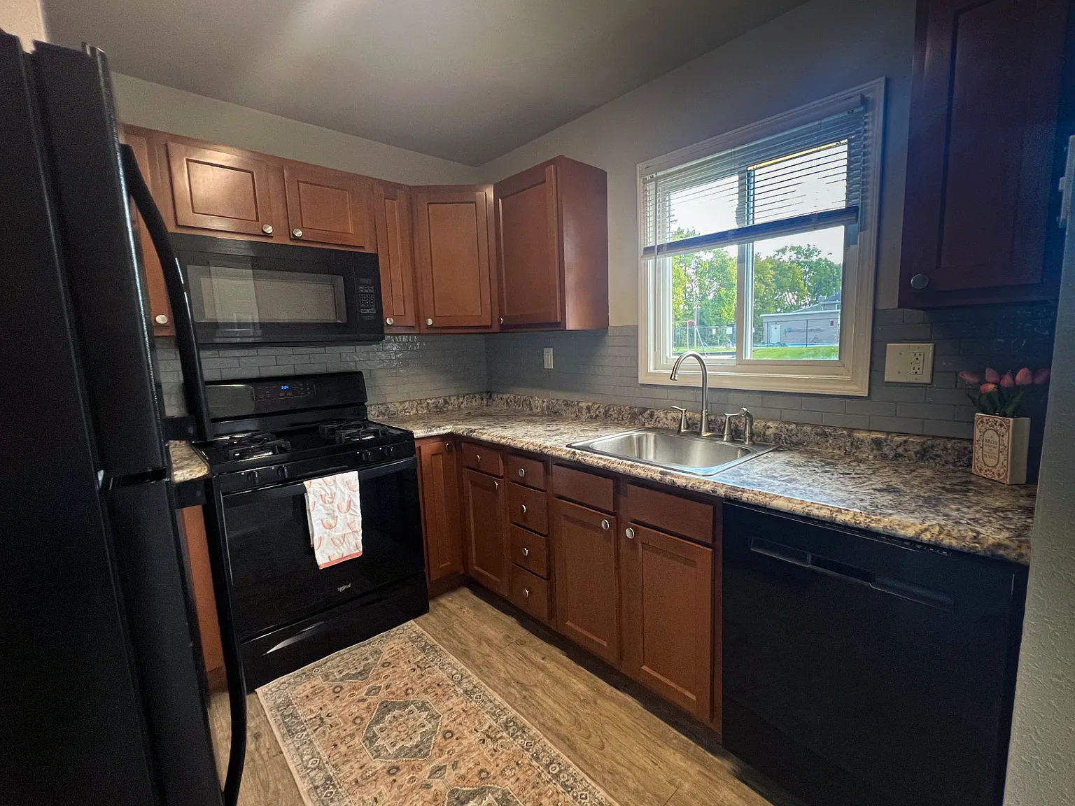 Parkview Townhomes — Photo 4