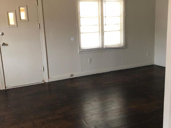 3rd image of 409 N Lavira Ave