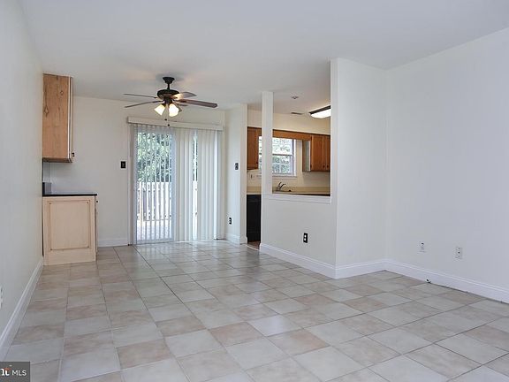5th image of 23 Everett Dr #141