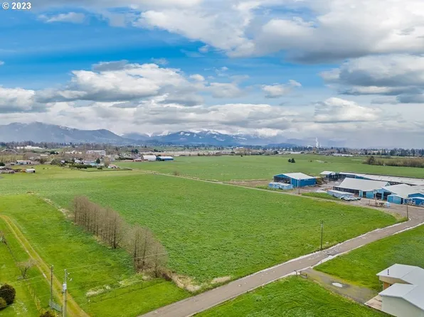 Makinster Rd #2201, Tillamook, OR 97141