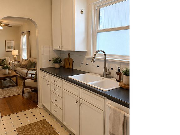 5th image of 4757 N Vanderbilt St