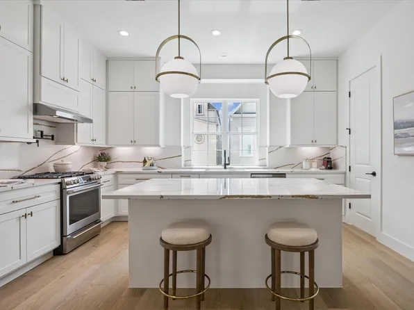 3505 Eaton Estates Ln, Houston, TX 77055