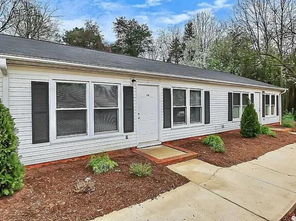 515 E 20th St APT 1, Newton, NC 28658