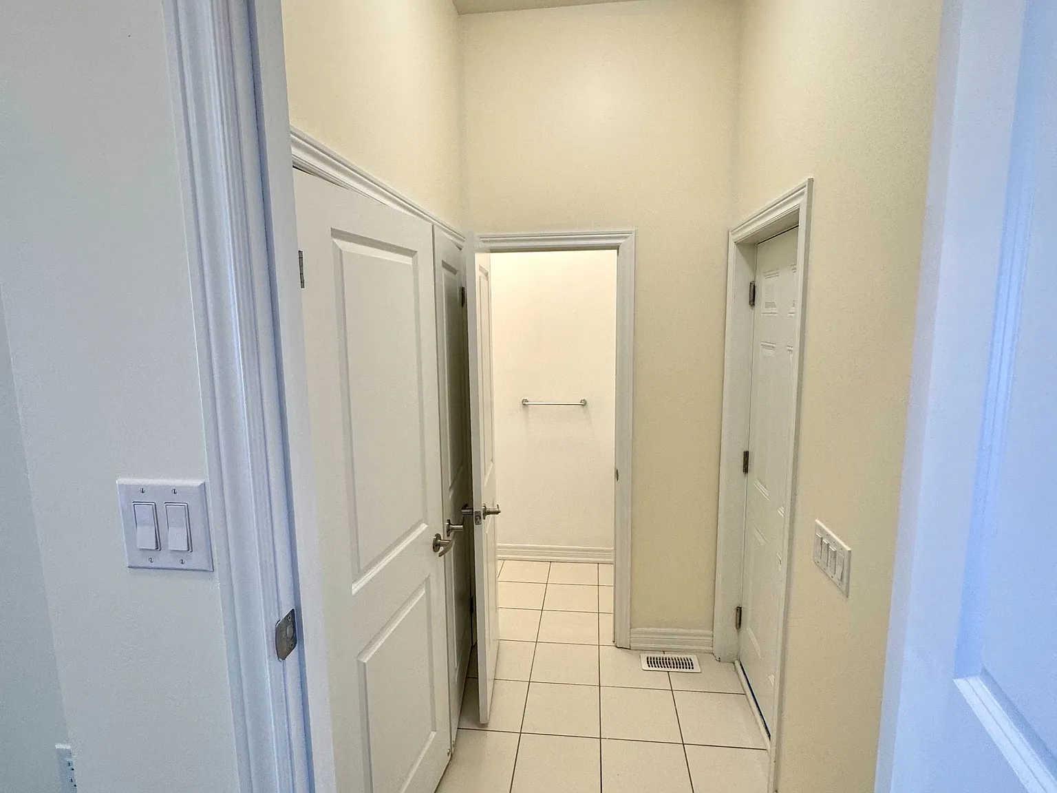 3 bed, $3,050 — Photo 2