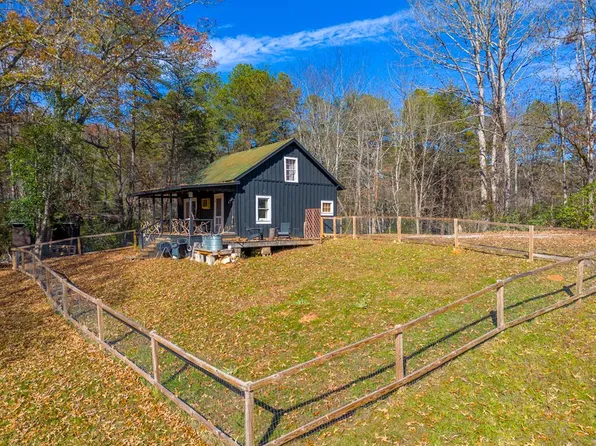 43 Gale Trl, Franklin, NC 28734