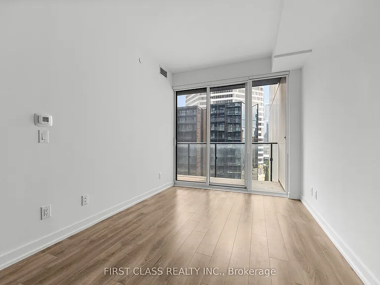 20 Edward St #1309 — Photo 11