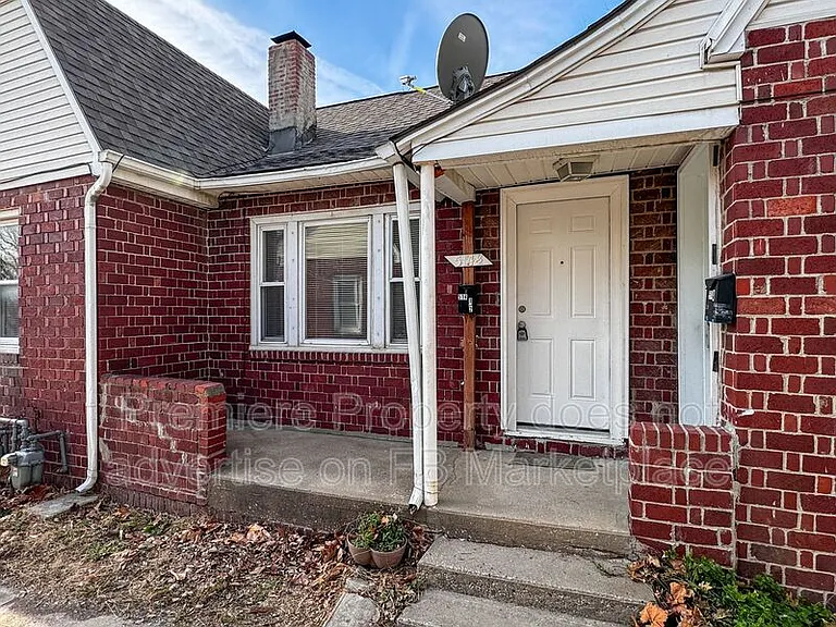514 1/2 W Walnut St — Photo 2