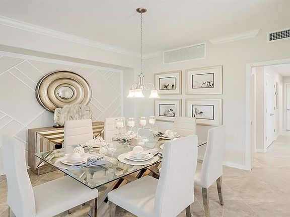 4th image of 12051 Hawthorn Lake Dr #101