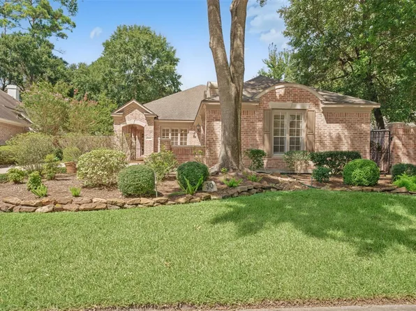 30 N Castlegreen Cir, Spring, TX 77381