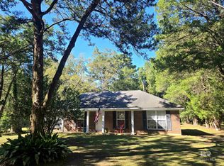 2554 Riverside Dr, Mobile, AL 36605