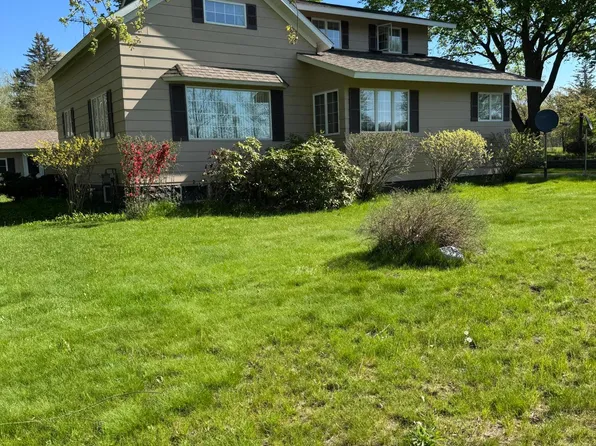 220 E Preuss Rd, Manistee, MI 49660