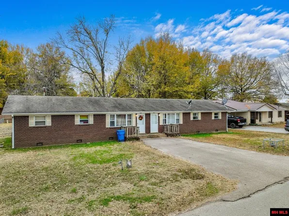 1215 & B Basil St #A, Corning, AR 72422