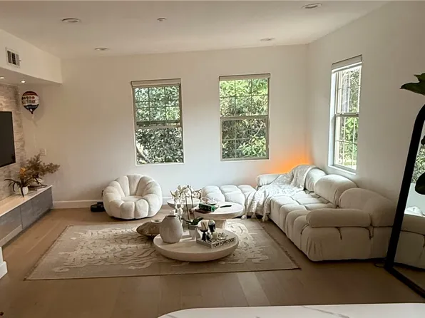132 Vintage, Irvine, CA 92620