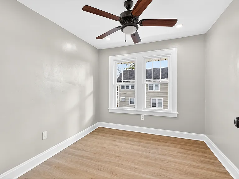 1234 S Champion Ave — Photo 11