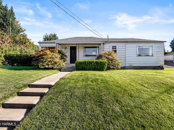218 4th Ave, Zillah, WA 98953