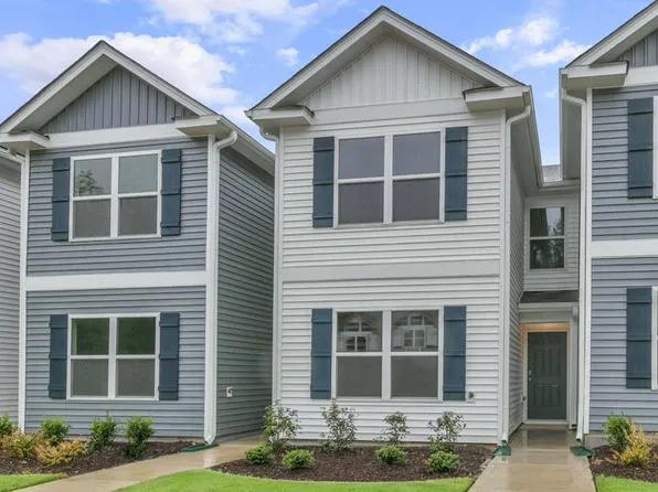 154 Holmes Corner Dr, Smithfield, NC 27577