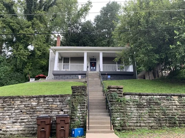 305 5th St, Aurora, IN 47001