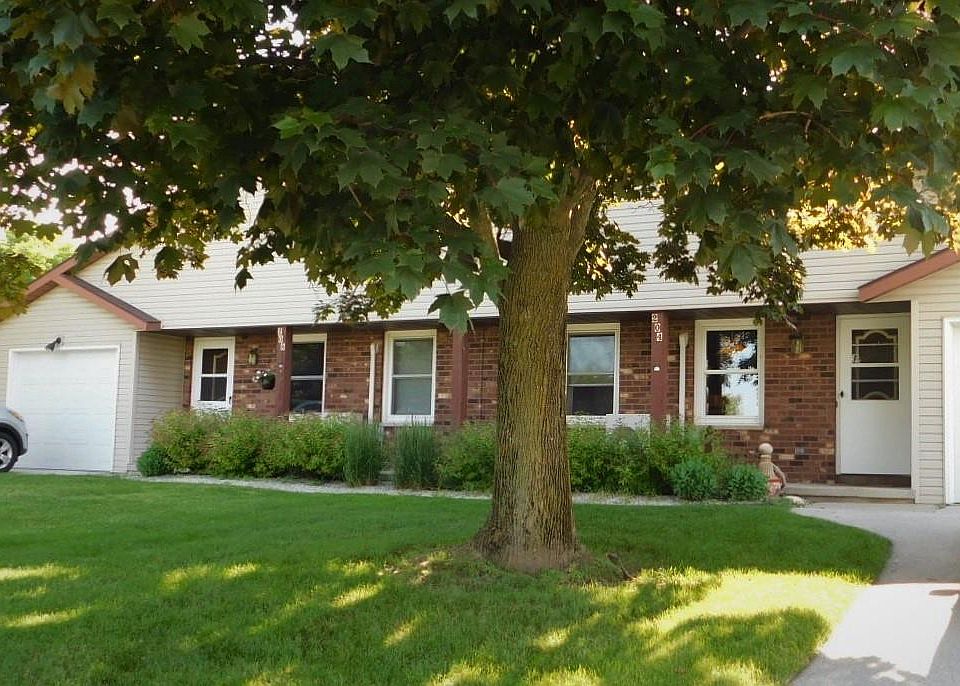1st image of 204-208 N 18th Ave