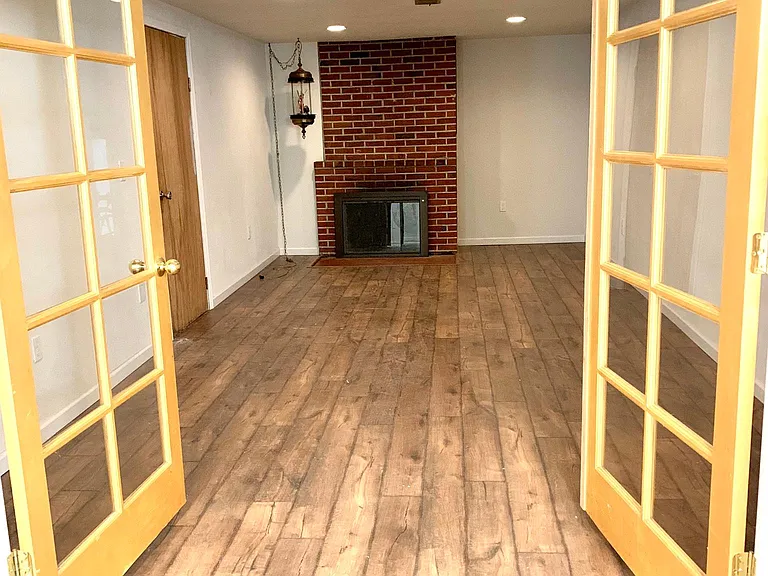 4111 NW Daniels St — Photo 4