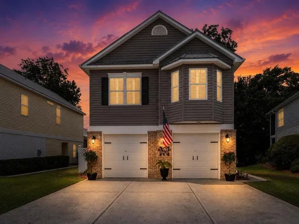 1608 Cottage Cove Circle #Cottages At The Surf, North Myrtle Beach, SC 29582