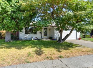 2123 Florin Rd, Sacramento, CA 95822