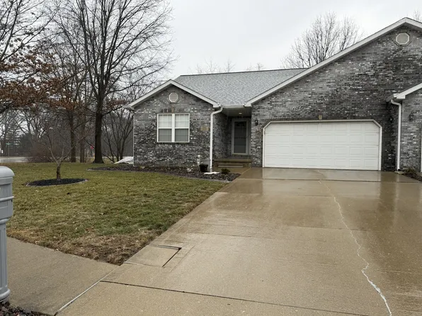 501 N Creek Xing, Trenton, IL 62293