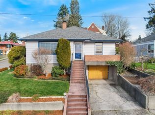 2402 E 16th St, Bremerton, WA 98310