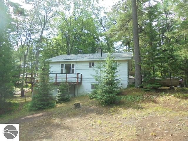 1st image of 2320 Oak Trl #1