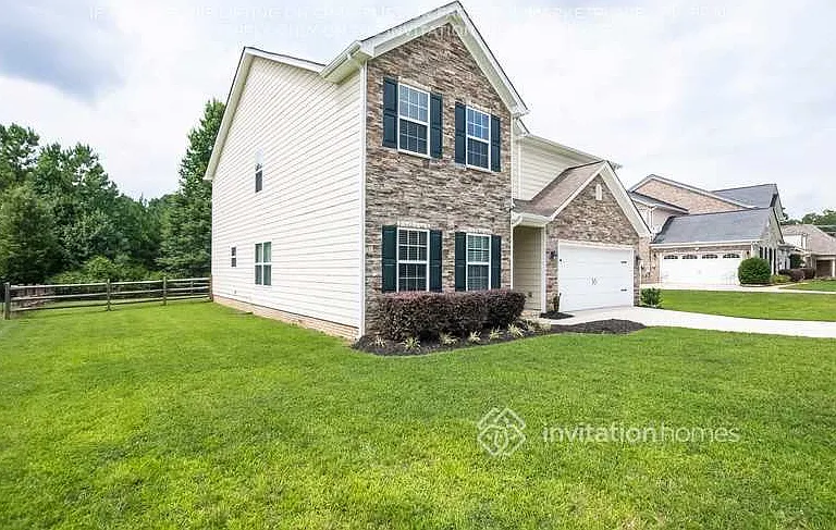 8023 Grove Hall Ave — Photo 3