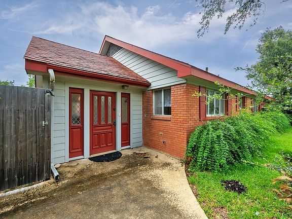 2nd image of 3201 Hatley Dr