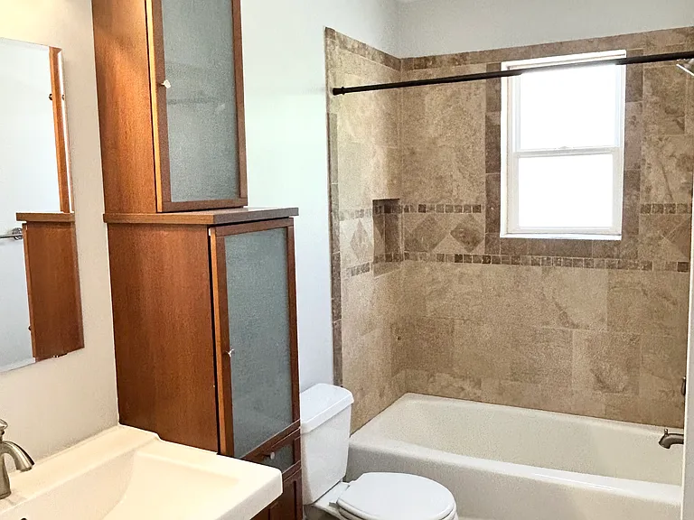 360 E 1st Ave #4 — Photo 10