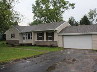 2206 W Dupont Rd, Fort Wayne, IN 46818