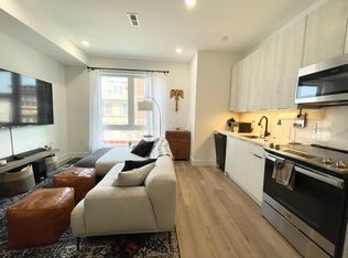 932 N 2nd St #B, Philadelphia, PA 19123