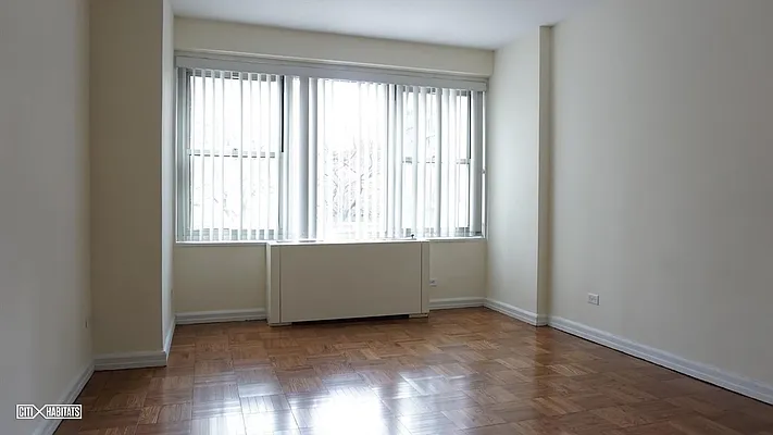 Rented by Citi Habitats | media 10