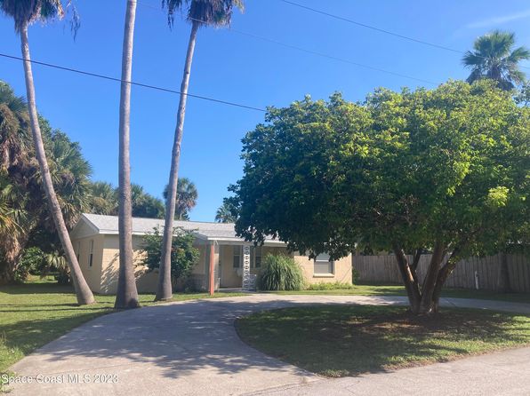 114 Delespine St
