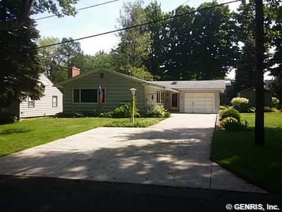 9 Locust St, Angola, NY, 14006