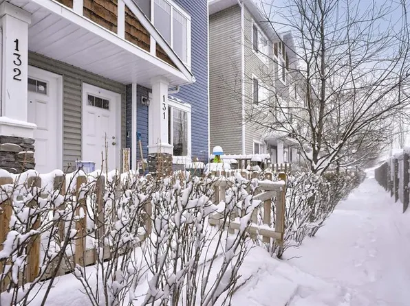2802 E Kings Heights Gate SE #131, Airdrie, AB T4A 0T3