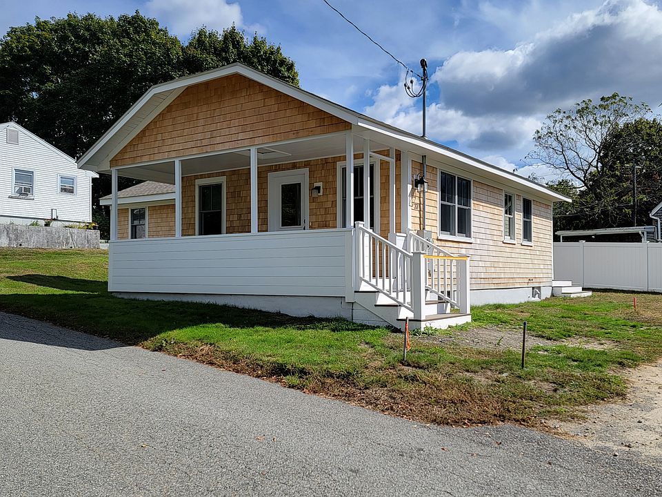 1st image of 33 Sakonnet Dr