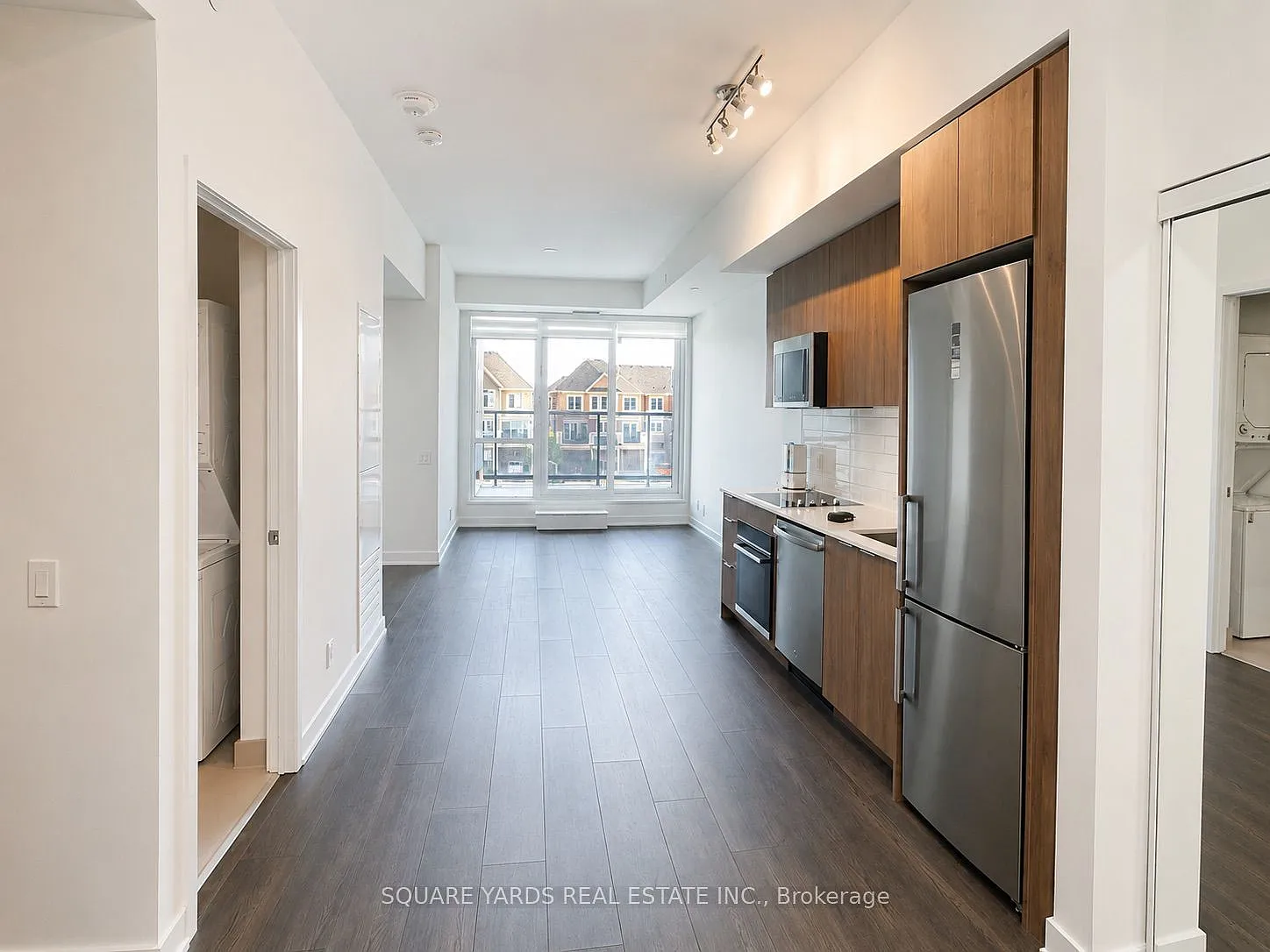 Linea Condos — Photo 3