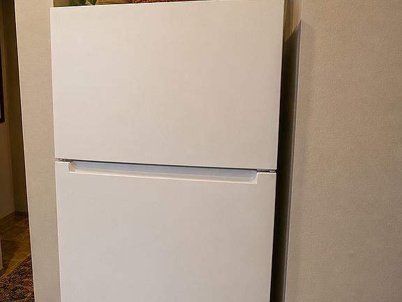 5th image of 310 Pleasant Ave APT 6