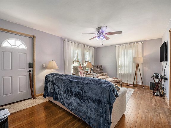 5th image of 1822 Eckener Dr