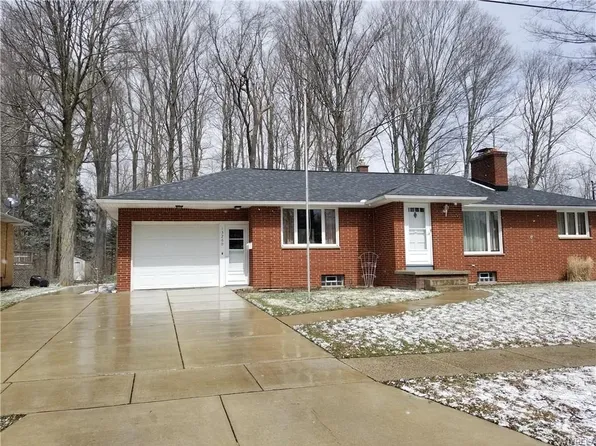 13260 Mount Vernon Dr, Alden, NY 14004