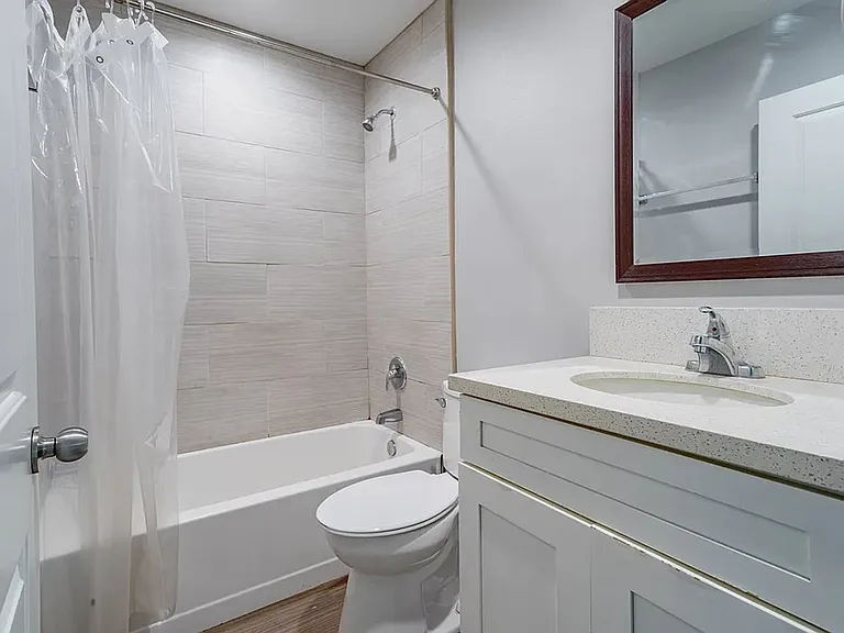 1252 W 37th Dr — Photo 19