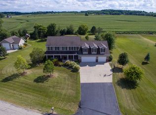 W3791 Lone Oak Dr, Appleton, WI 54913